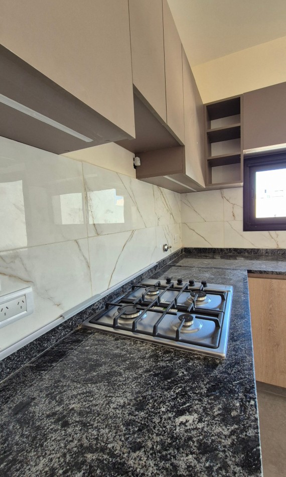 Hermoso Duplex De 3 Dormitorios En Docta! Amplio Y Luminoso A Mtrs. De Espacio Verde!!