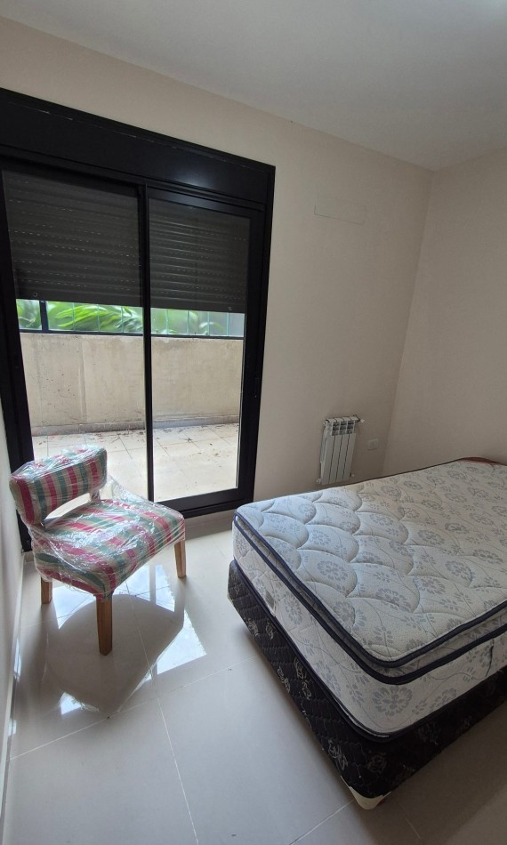 Venta De Muy Lindo Departamento De 3 Dormitorios Con Cochera En Nueva Cordoba!!