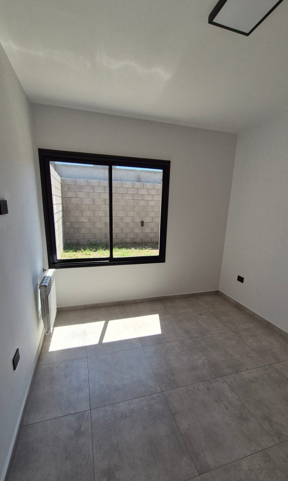 Venta! Duplex De 2 Dormitorios Con Posibilidad De Ampliar! Docta !