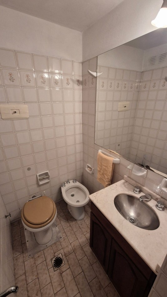 Alquiler! Departamento En Zona Centro A Metros De Cañada 2 Dormitorios Amoblado!