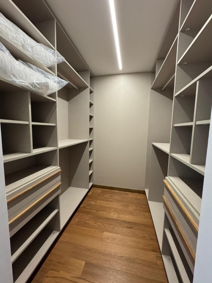 Alquiler departamento PREMIUM de 2 dormitorios PURO CERRO! 