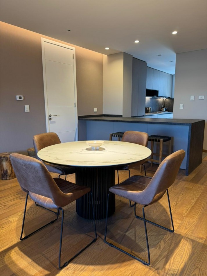 Alquiler departamento PREMIUM de 2 dormitorios PURO CERRO! 