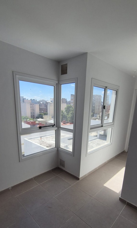 Venta departamento 1 dormitorio Apto Credito! a metros del Shopping Nuevo Centro