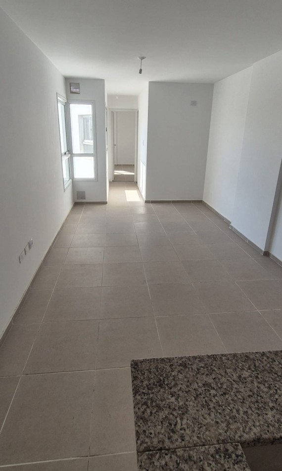 Venta departamento 1 dormitorio Apto Credito! a metros del Shopping Nuevo Centro