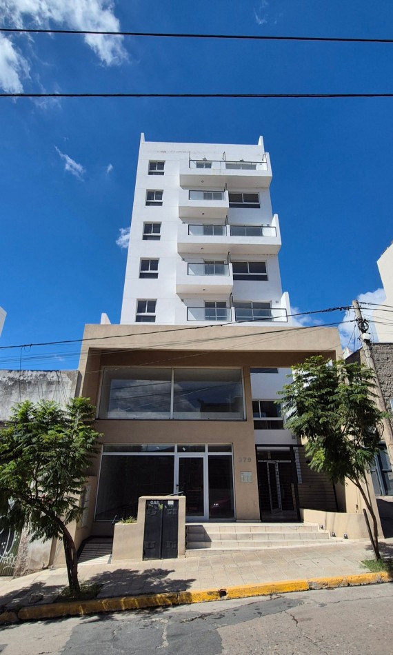 Venta departamento 1 dormitorio Apto Credito! a metros del Shopping Nuevo Centro
