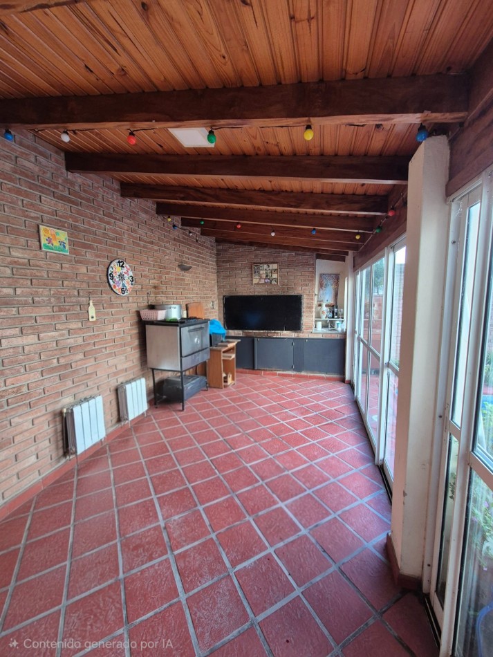 Oportunidad!! Venta ! Importante Casa De 4 Dormitorios Barrio Maipu 2 Seccion!